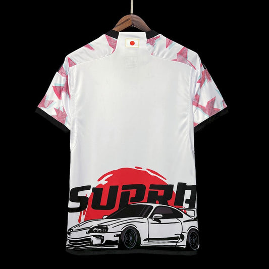 Camisa do Japão 2022/23 com a inicial D