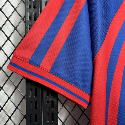 Camisa retrô titular do Barcelona 1998/99