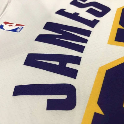 Camisa LeBron James Masculina Branca Versão Jogador – Edição Clássica Retrô