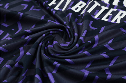 Camisa e short de treino adulto do Real Madrid 2023/24 14001