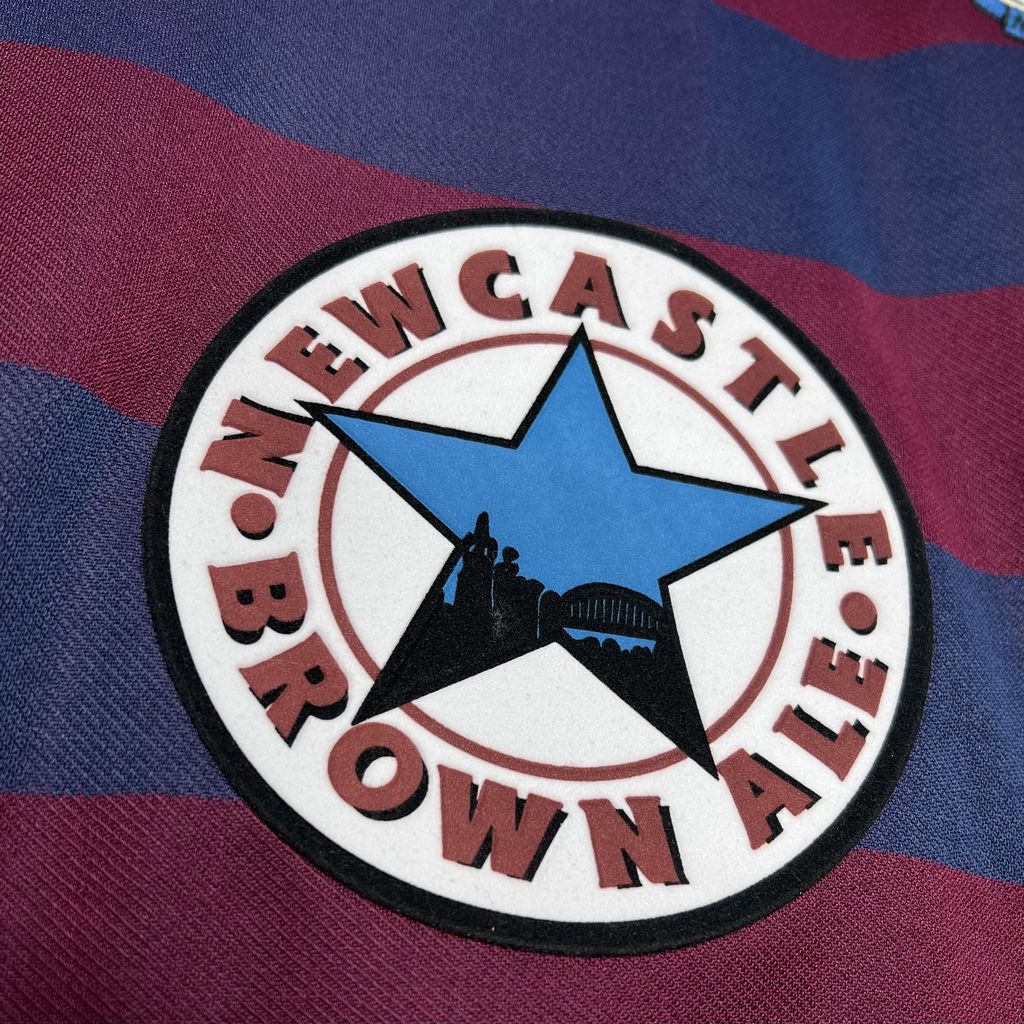 Camisa retrô reserva do Newcastle United 1995/96