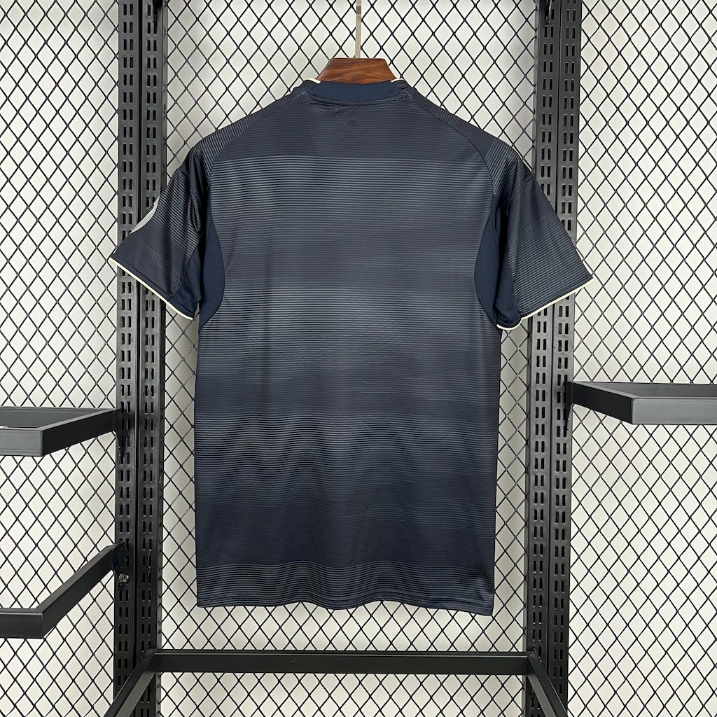 Camisa reserva do Real Madrid 2025/26