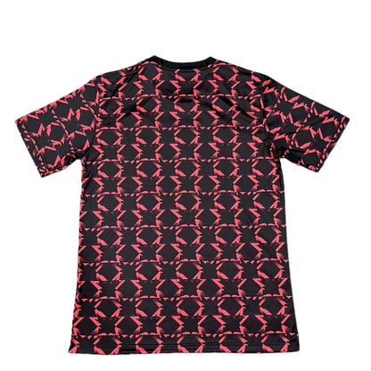 Camisa de treino pré-jogo do Manchester United 2024/25