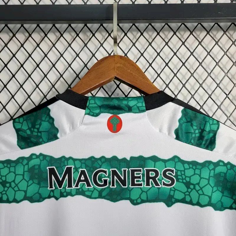 Camisa titular do Celtic 2023/24