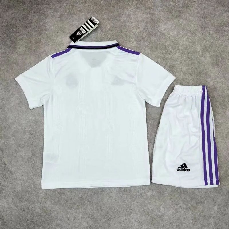 Kit Infantil Home do Real Madrid 2022/23