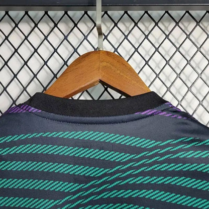 Camisa 2 do Real Madrid para o treino pré-jogo 2023/24