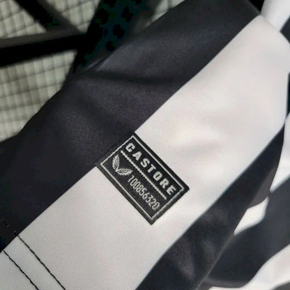 Kit Infantil Newcastle United 2023/24