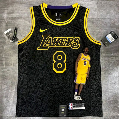 Camisa Kobe Bryant Black Mamba versão masculina do jogador