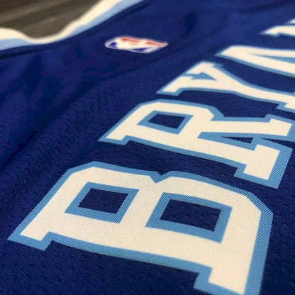 Camisa azul masculina Kobe Bryant versão jogador – Edição clássica retrô