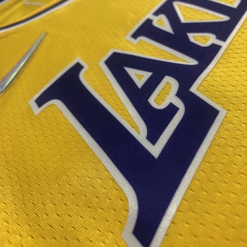 Camisa amarela masculina Xbox Master Chief 117 – Edição de 75º aniversário