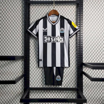 Kit Infantil Newcastle United 2023/24