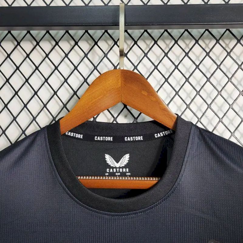 Men's Newcastle United 2023/24 Pre-Match Jersey