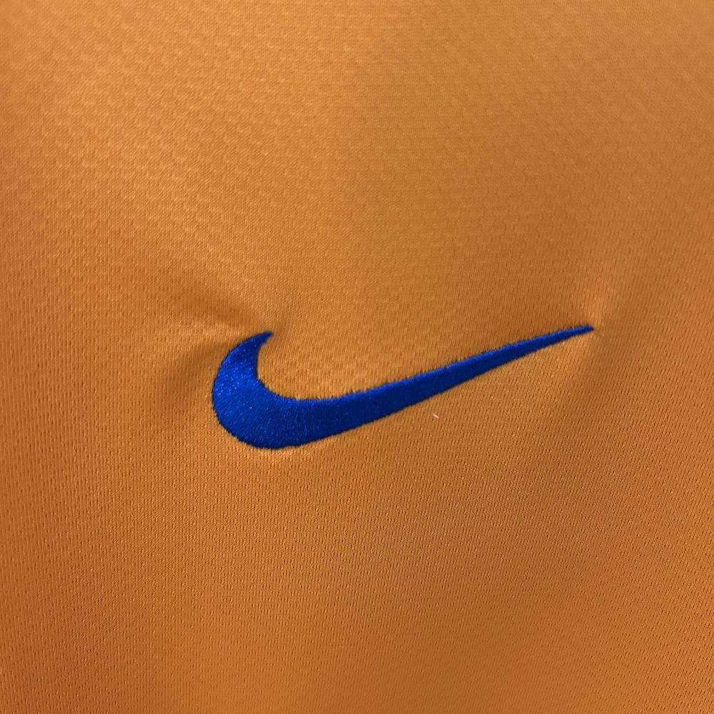 Camisa retrô alternativa do Barcelona 2006/07