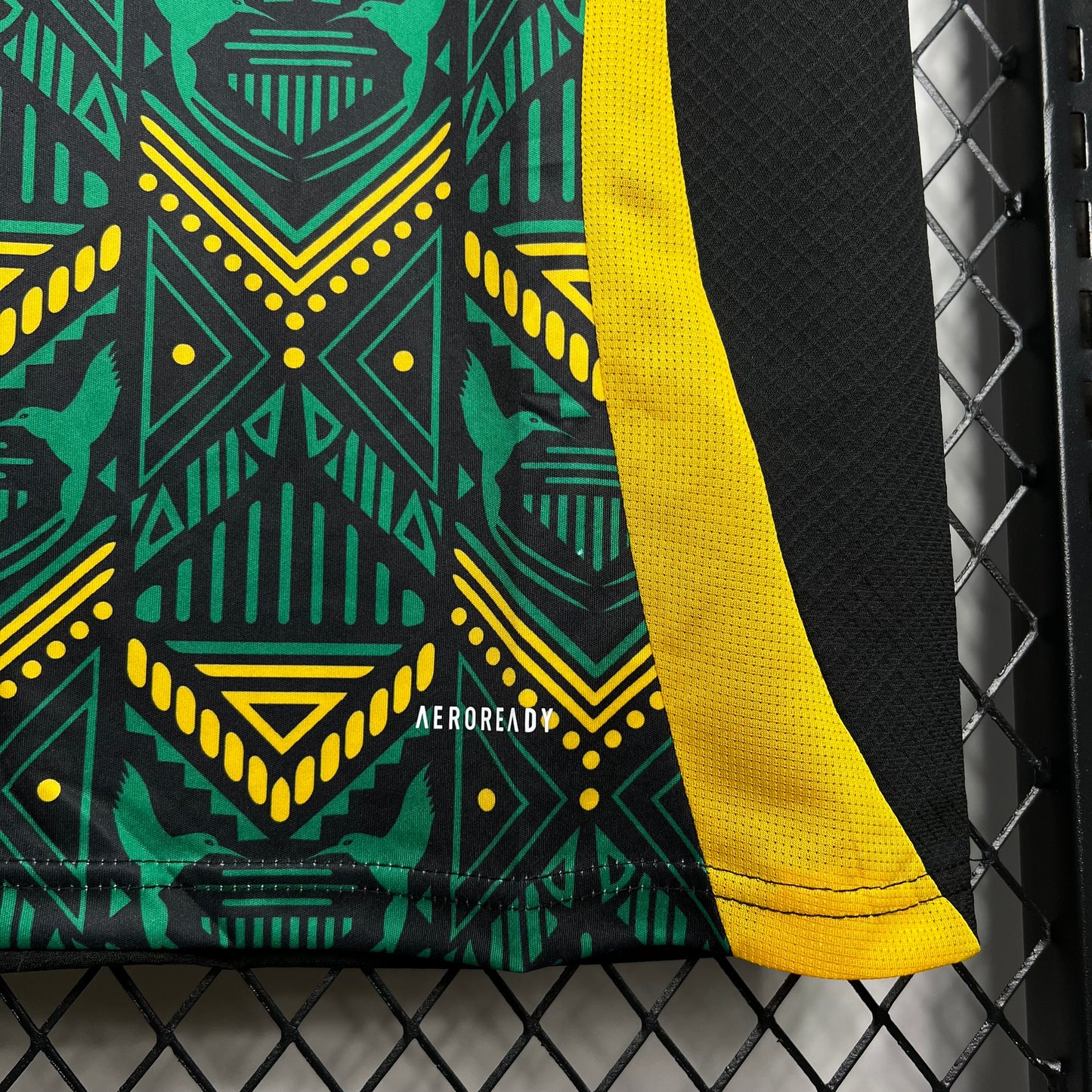 Camisa reserva da Jamaica 2024/25