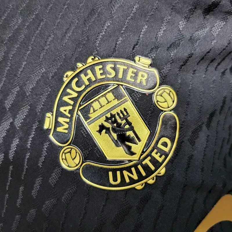 Camisa preta do Manchester United 2023/24 versão jogador