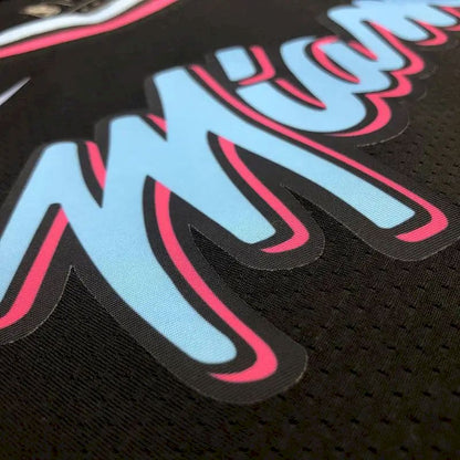 Camisa Dwyane Wade Masculina Preta Versão Jogador – Edição Clássica Retro