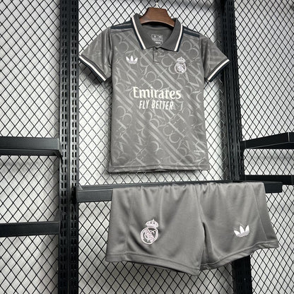 Terceiro uniforme reserva infantil do Real Madrid 2024/25