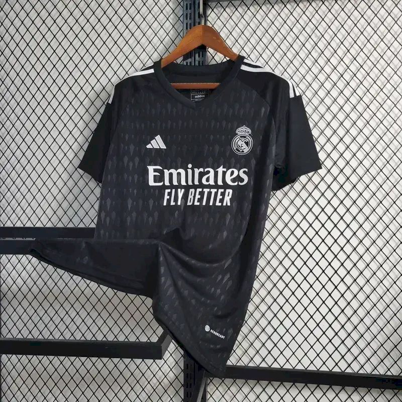 Camisa de goleiro do Real Madrid 2023/24