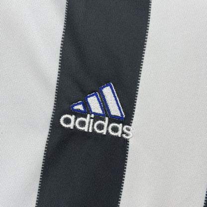 Camisa retrô do Newcastle United 1999/00