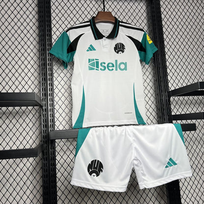 Terceiro uniforme infantil do Newcastle United 2024/25