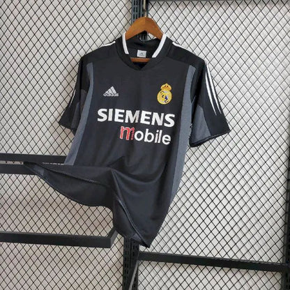 Camisa reserva retrô do Real Madrid 2004/05