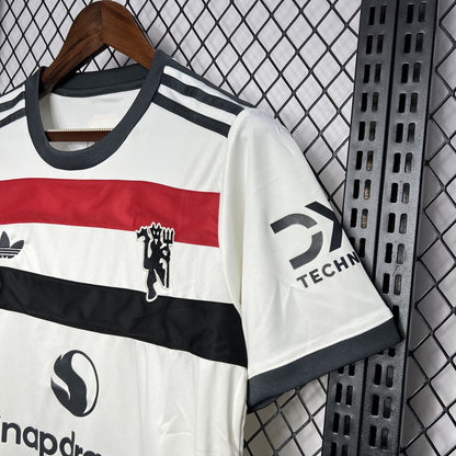 Terceira camisa do Manchester United 2024/25