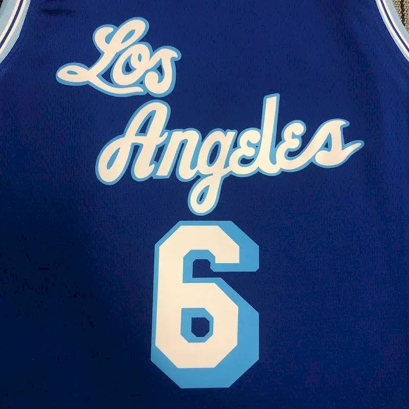 Camisa LeBron James Royal Retro Classics 2020-21 Swingman Player Version Masculina – Edição Clássica