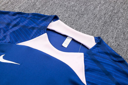Camisa de treino adulto + shorts do Atlético de Madrid 2023/24 815