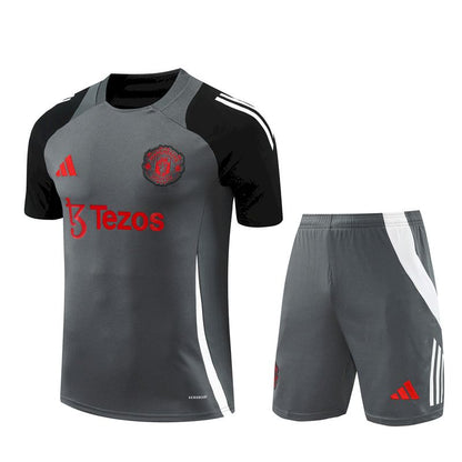 Camisa de treino adulto + short Manchester United 2024/25 14001