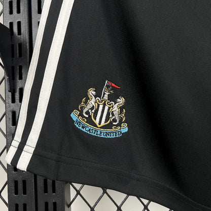 Men's Newcastle United 2025/26 Home Shorts