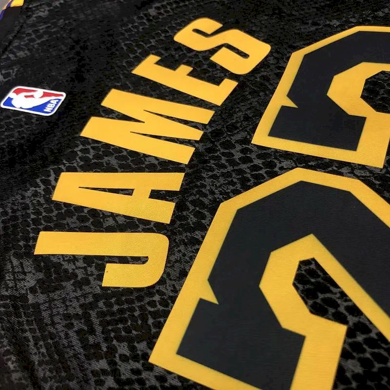 Camisa LeBron James Black Mamba versão masculina de jogador