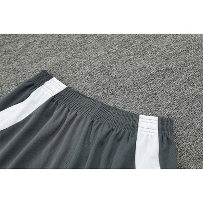 Camisa de treino adulto + short Manchester United 2024/25 14001