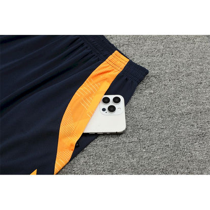 Camisa de treino adulto + short do Real Madrid 2024/25 14001