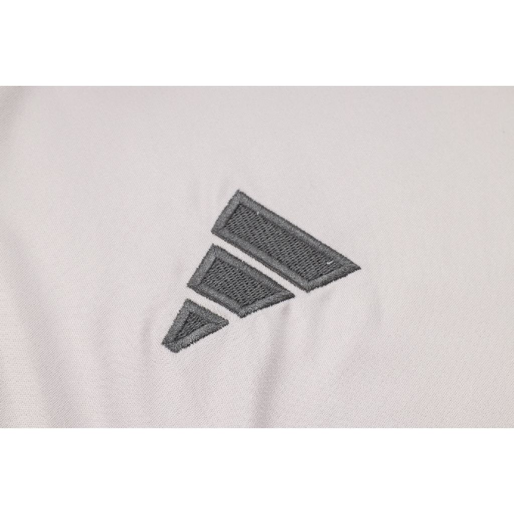 Camiseta regata e short adulto Real Madrid 2024/25 815