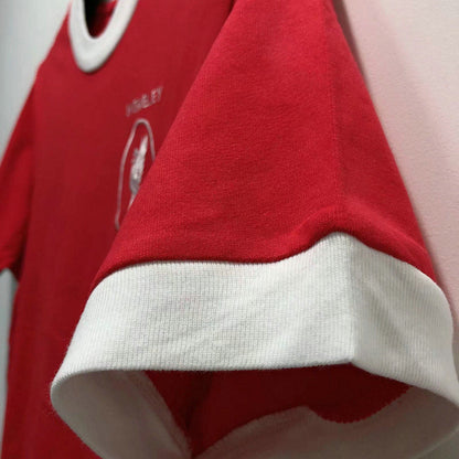 Camisa retrô do Liverpool da final da Copa da Inglaterra de 1965