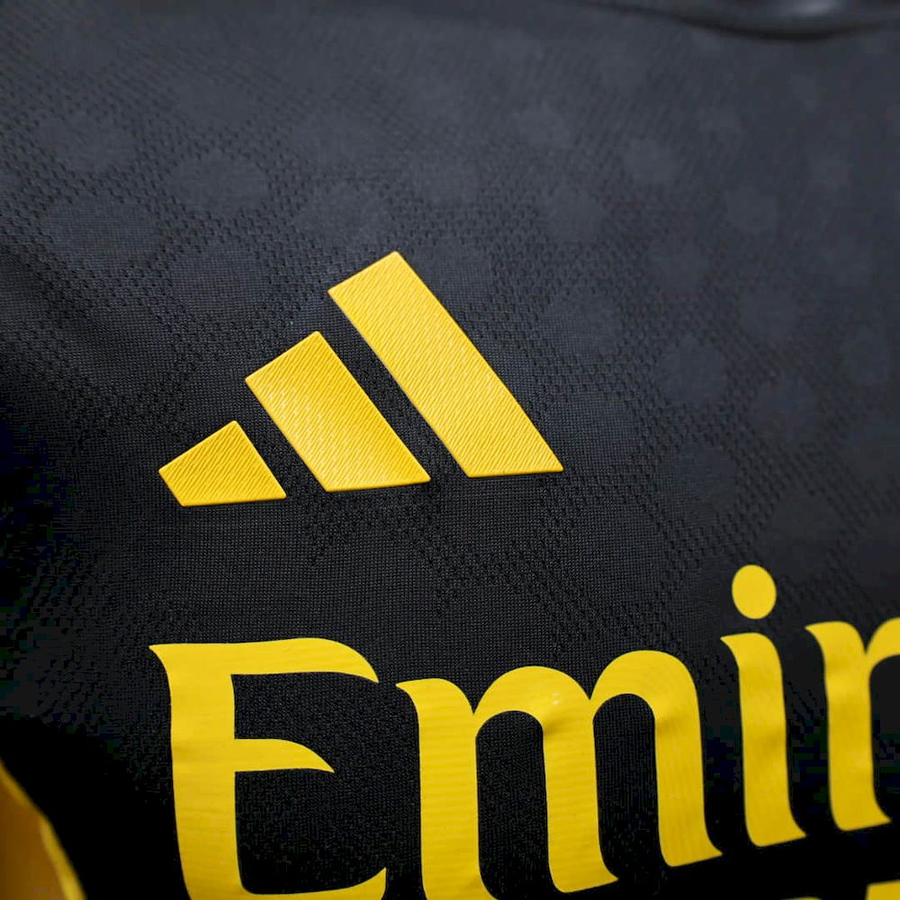 Real Madrid 2025/26 Black Especial Jersey Player Version