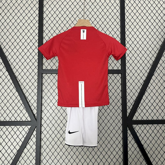 Manchester United 2007/08 Home Kids Retro Jersey And Shorts