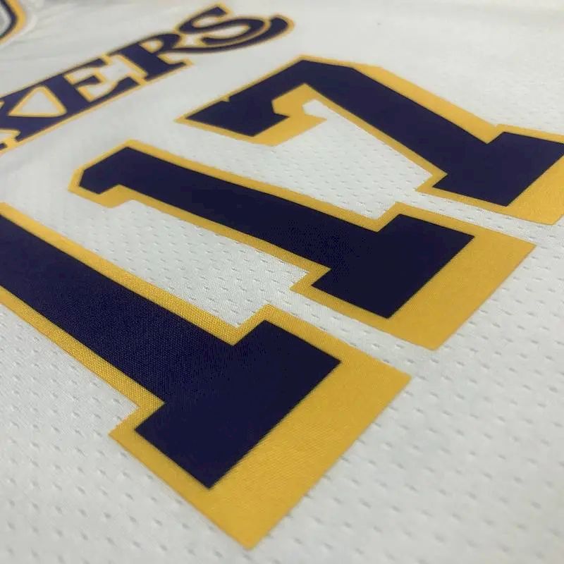 Camisa Xbox Master Chief 117 Masculina Branca – Edição de 75º Aniversário