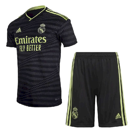 Terceiro uniforme infantil do Real Madrid 2022/23