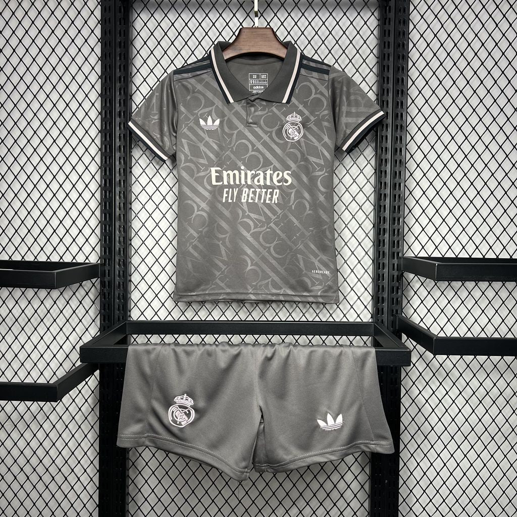 Terceiro uniforme reserva infantil do Real Madrid 2024/25