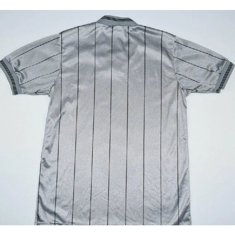 Camisa retrô reserva do Newcastle United 1983/85