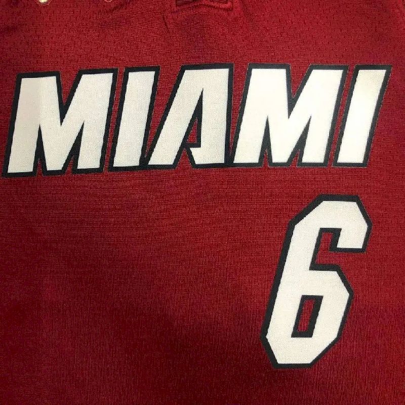 Camisa masculina do time LeBron James – Edição Statement