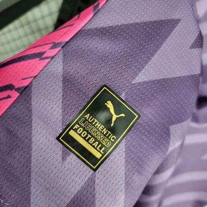 Camisa de goleiro do Manchester City 2023/24 roxa