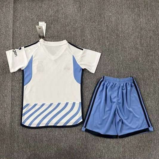 Nottingham Forest 2023/24 Away Kids Kit