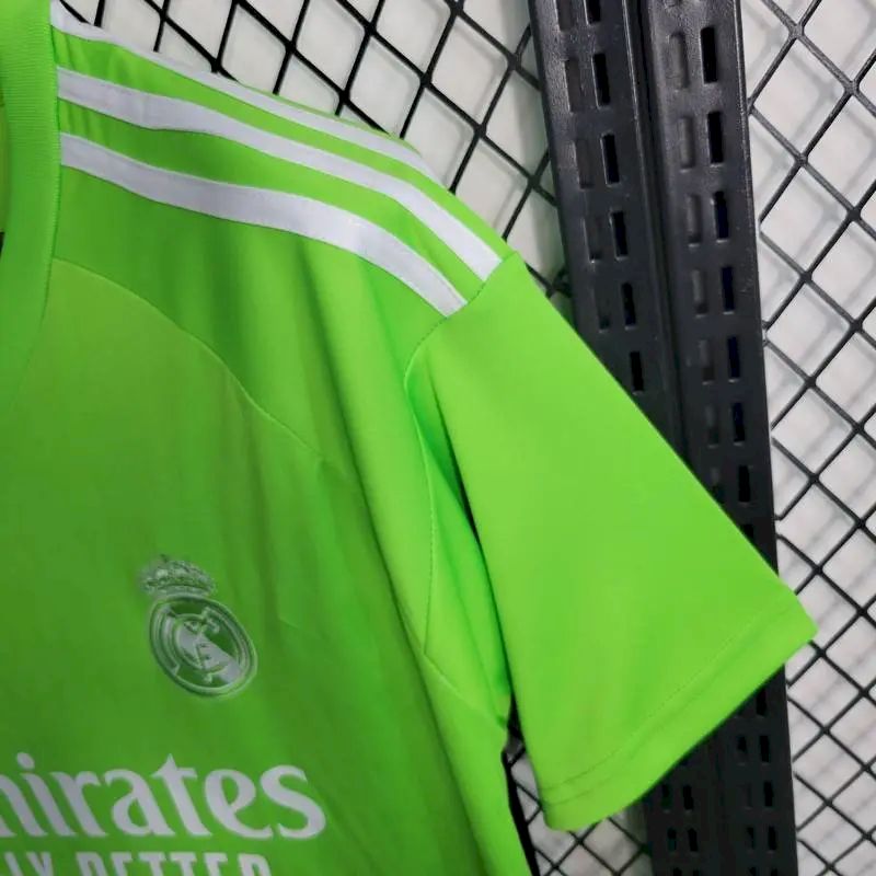 Camisa de goleiro 3 do Real Madrid 2023/24