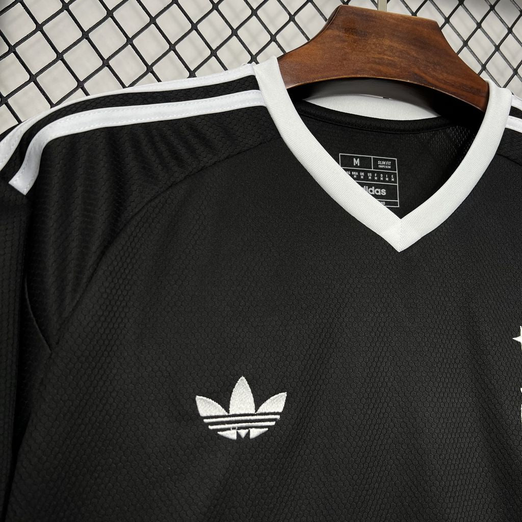 Camisa de treino do Ajax 2024/25