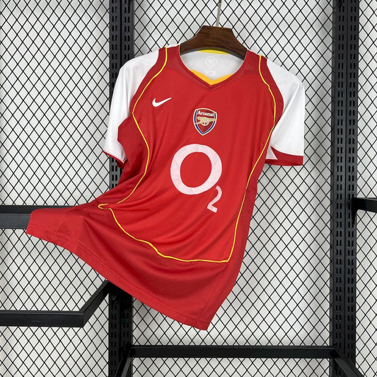 Camisa retrô do Arsenal 2004/05