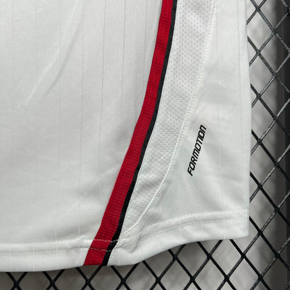 Camisa retrô reserva do AC Milan 2006/07
