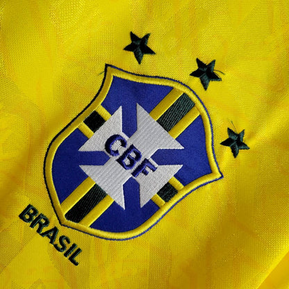 Camisa retrô titular do Brasil 1991/93