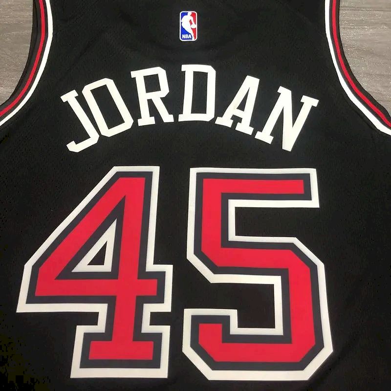 Camisa Michael Jordan Masculina Preta Versão Jogador – Edição Clássica